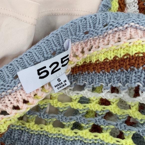 525 Fauxchet crochet cropped cami top blouse chevron blue pink knit shirt Small - Picture 4 of 4